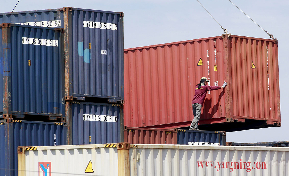cargo-container-worker