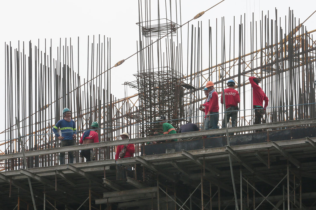 construction-workers