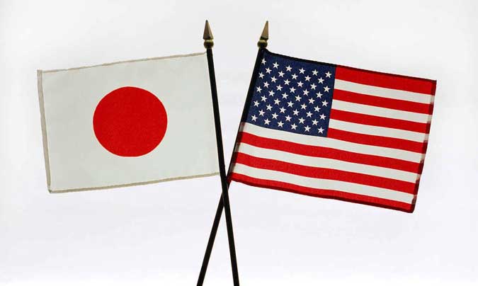 Japan_and_US_Flag_