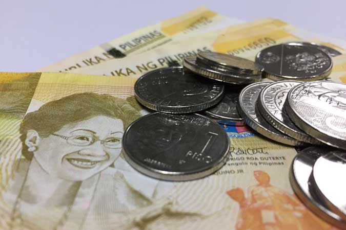 Peso-bill-coin