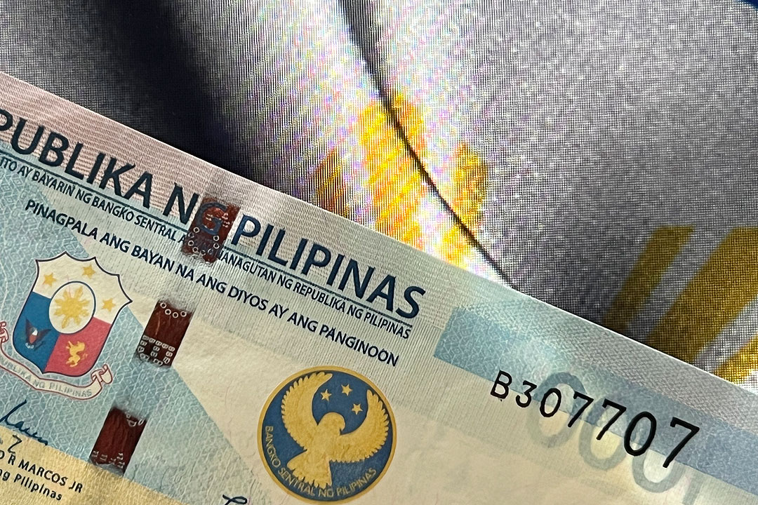 PHL flag-peso-currency