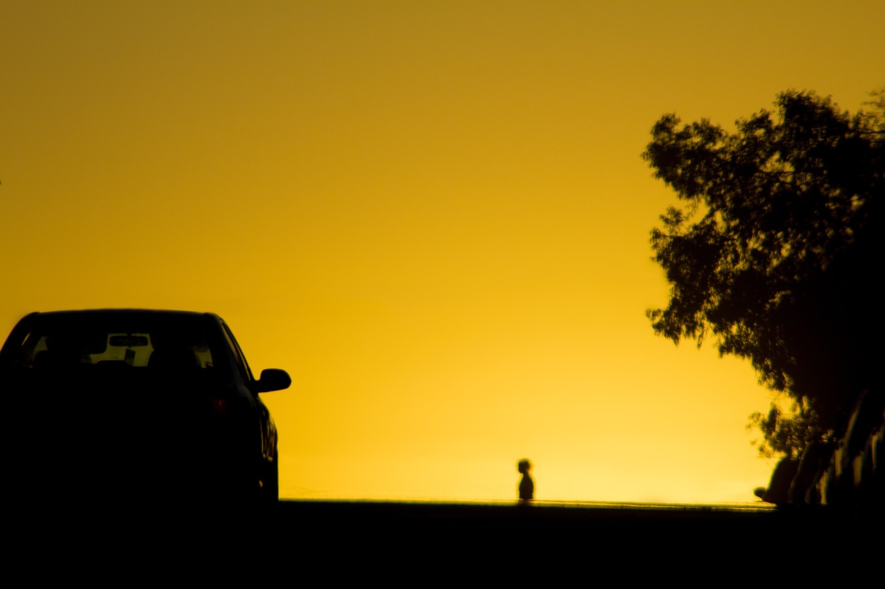 sunset-car-2466568_1280